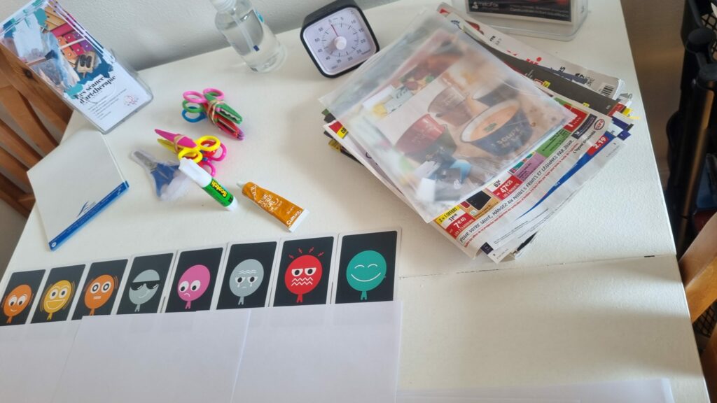 Séance d’art-thérapie sur les émotions : Collage